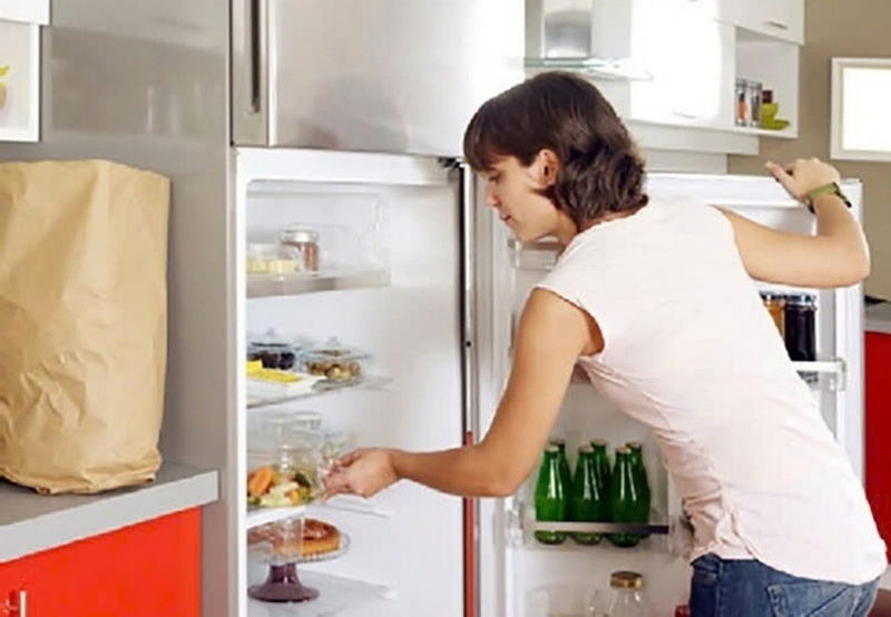 Tủ lạnh bị mùi thức ăn lên men ảnh 3
