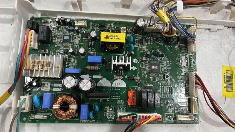 tủ lạnh Panasonic không vào điện ảnh 3