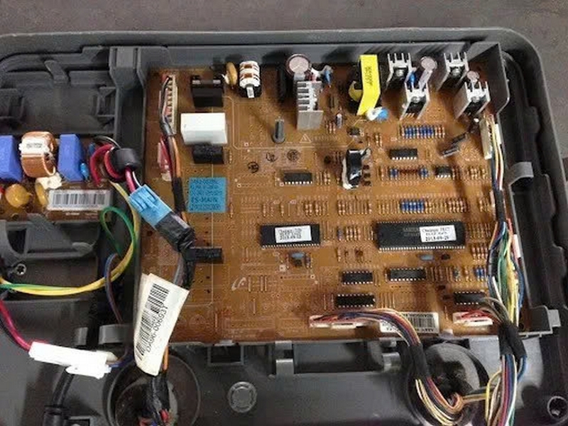 Tủ lạnh Samsung mất nguồn đột ngột ảnh 2