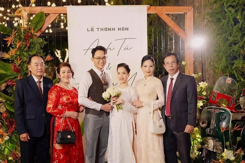 tứ thân phụ mẫu là gì ảnh 1