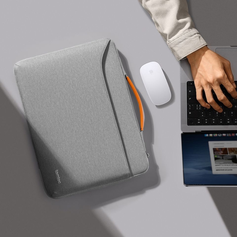 Túi chống sốc Tomtoc A22 Defender Laptop Briefcase 16 inch - Không gian lưu trữ linh hoạt cho phụ kiện