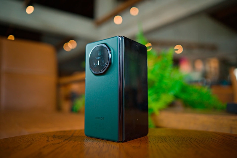 Tuổi rồng nên mua điện thoại gì 2025 6