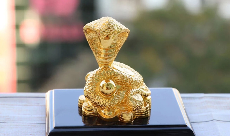 Tuổi Tỵ có nên đeo vàng - 02