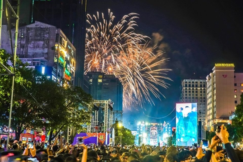 Tuyến đường từ Quận 1 đi Quận 4: