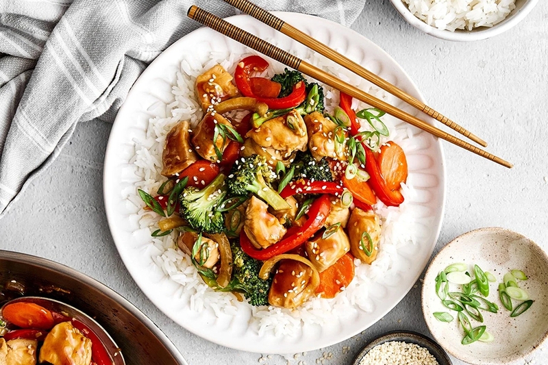 Ức gà xào hành tây - 09