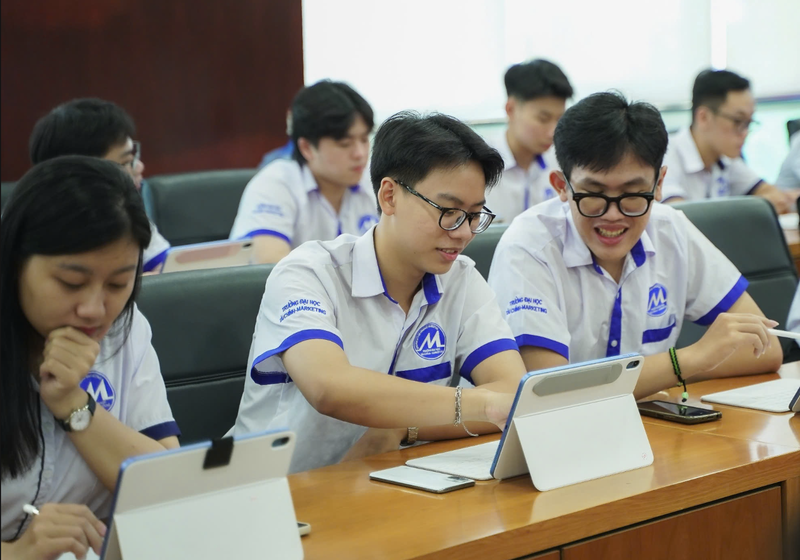 UFM là trường gì 6