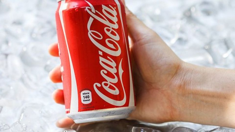 Uống Coca có tốt không? Tìm hiểu lợi ích và tác hại của nước Coca
