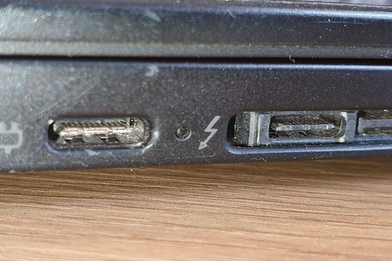 Nguyên nhân dẫn đến việc laptop bị lỗi cổng USB-C