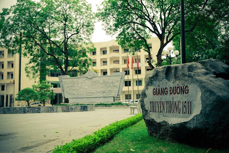 UTC là trường gì 2