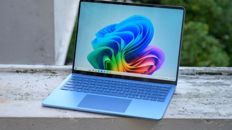 ưu điểm và nhược điểm của laptop Surface 2