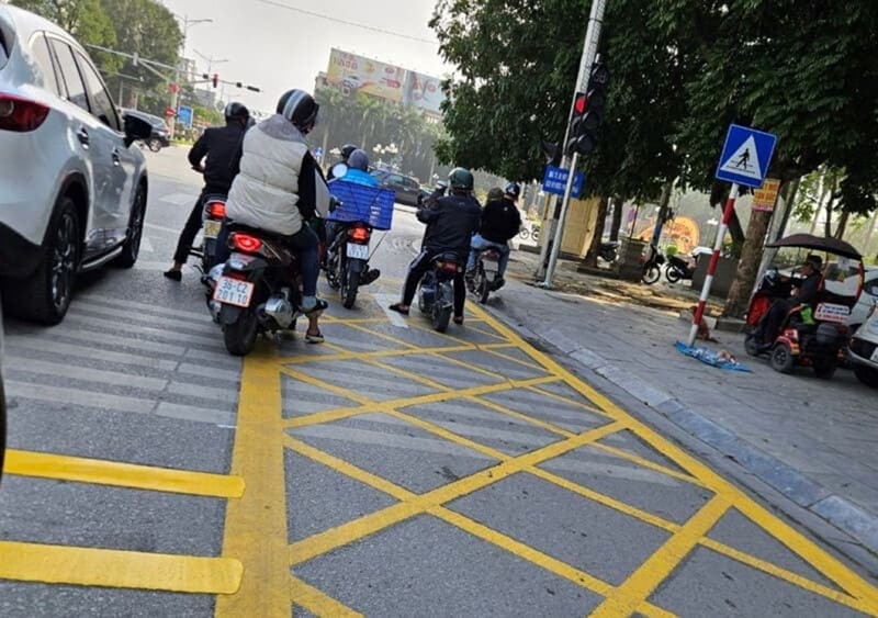 Vạch kẻ đường là gì - 03