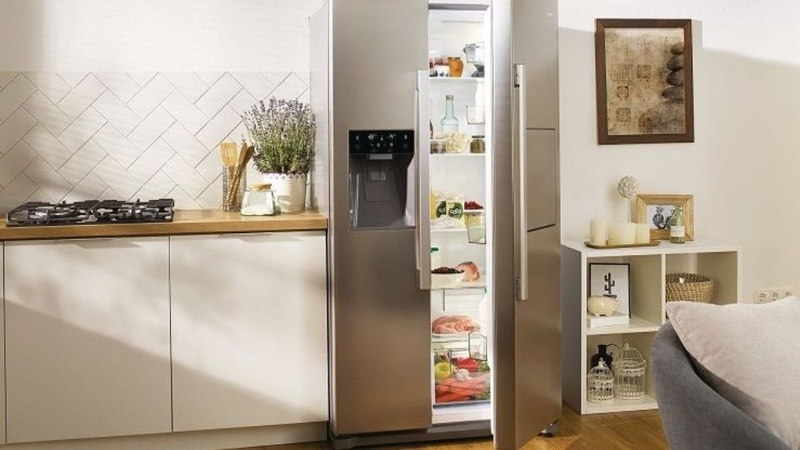 Đặt tủ lạnh vào vị trí và tiếp tục sử dụng tủ như bình thường
