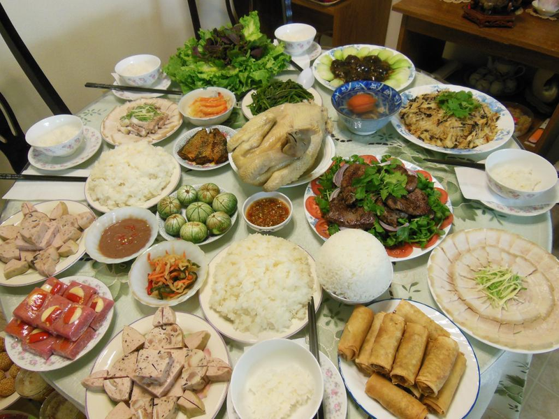 Mâm cơm cúng mặn