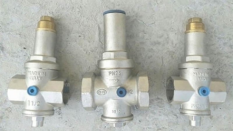 van xả &aacute;p b&igrave;nh n&oacute;ng lạnh chảy nước 2