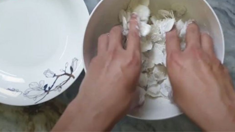 Vảy cá chiên giòn 2