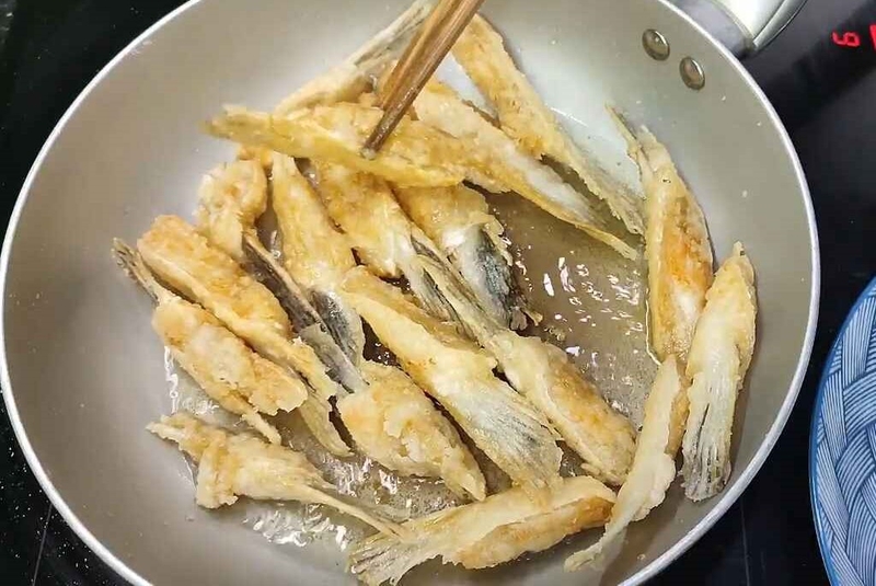 Chiên vây cá hồi