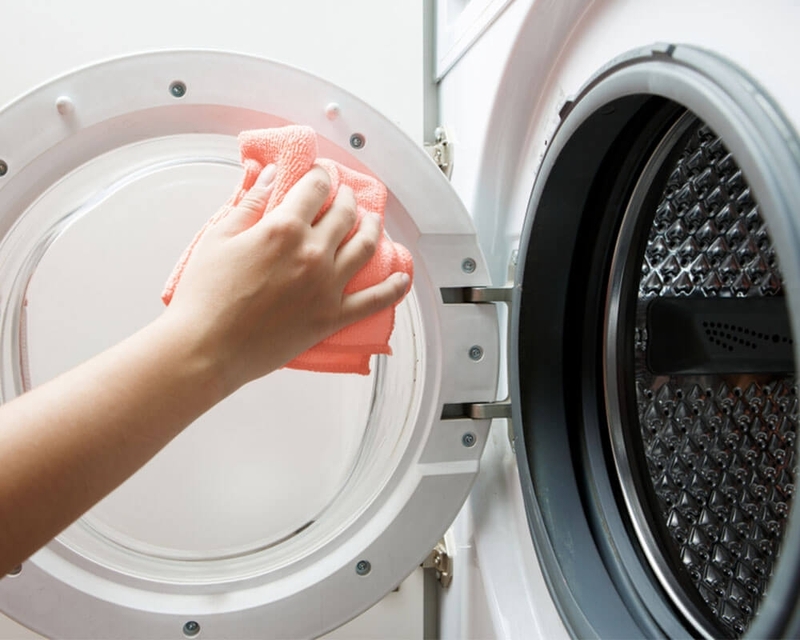 Cách vệ sinh lồng máy giặt cửa trước 2