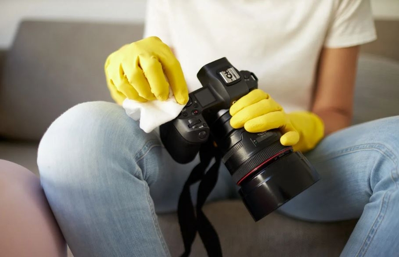 vệ sinh máy ảnh 4