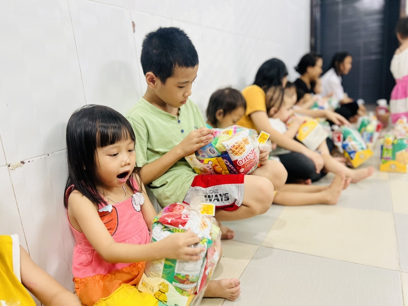 viết bài văn kể lại một hoạt động xã hội 4