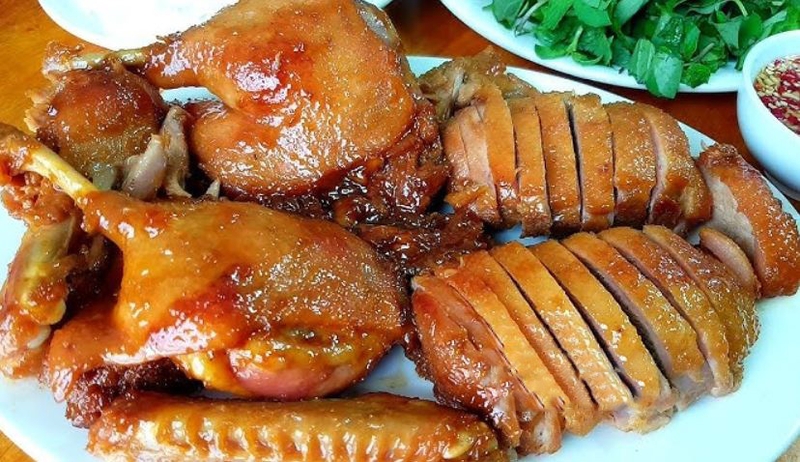 vịt chiên nước dừa 1