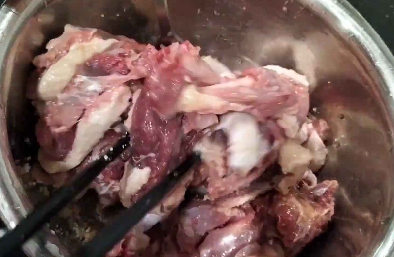 vịt hầm táo đỏ hình 5
