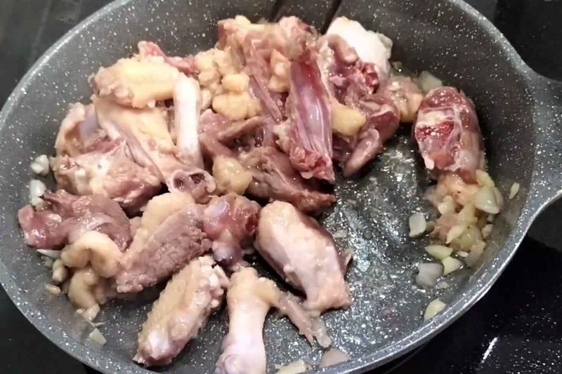 vịt hầm táo đỏ hình 6