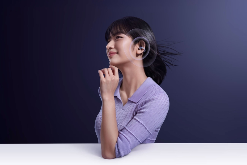 vivo Buds Clip ôm theo vành tai, giữ ống tai thông thoáng khi đeo.