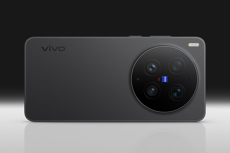 vivo-x500-ultra-choi-lon-voi-tele-200-mp-209914-2.jpg
