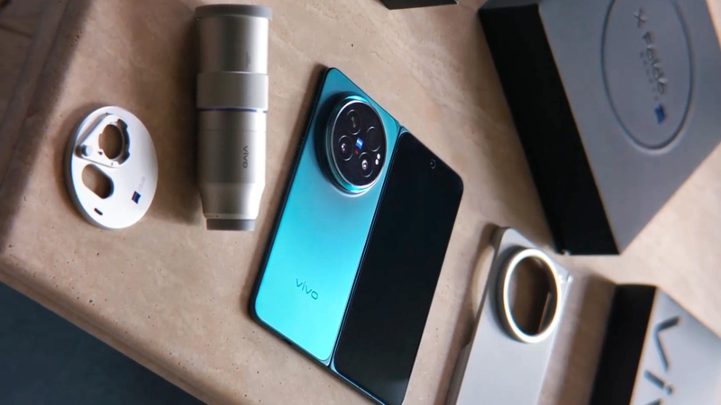 vivo-x-fold6-chot-ngay-ra-mat-208345-1.jpg