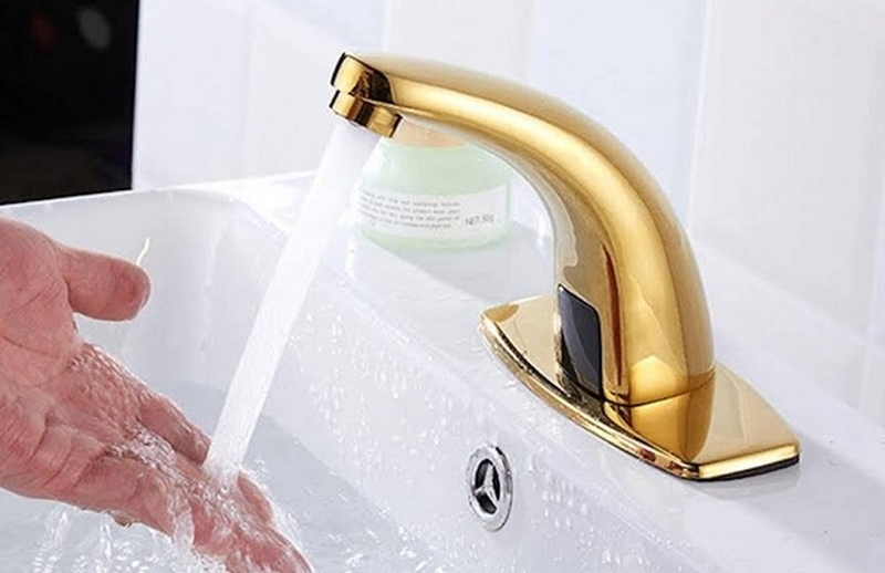 Vòi nước cảm ứng thông minh ảnh 1