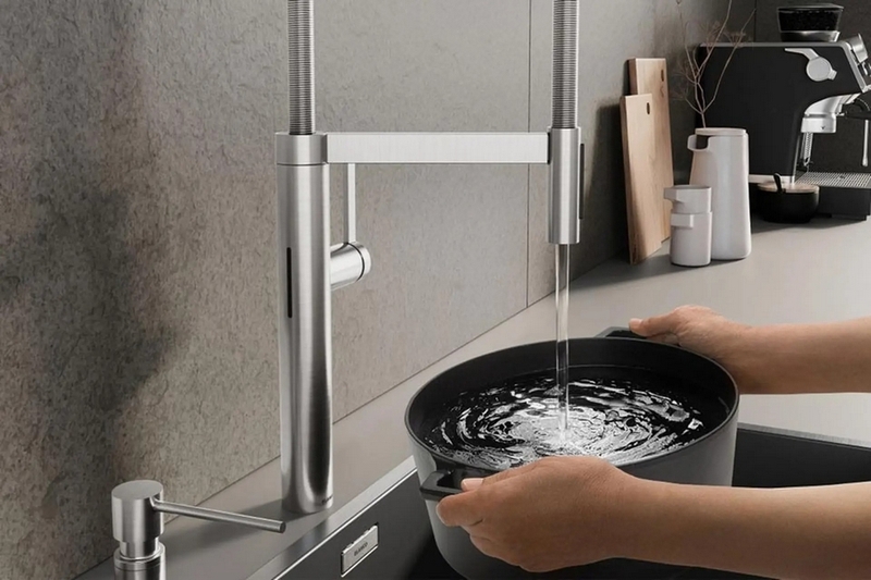 Vòi nước cảm ứng thông minh ảnh 2