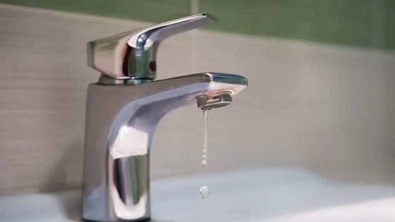 Dùng chất tẩy rửa 2