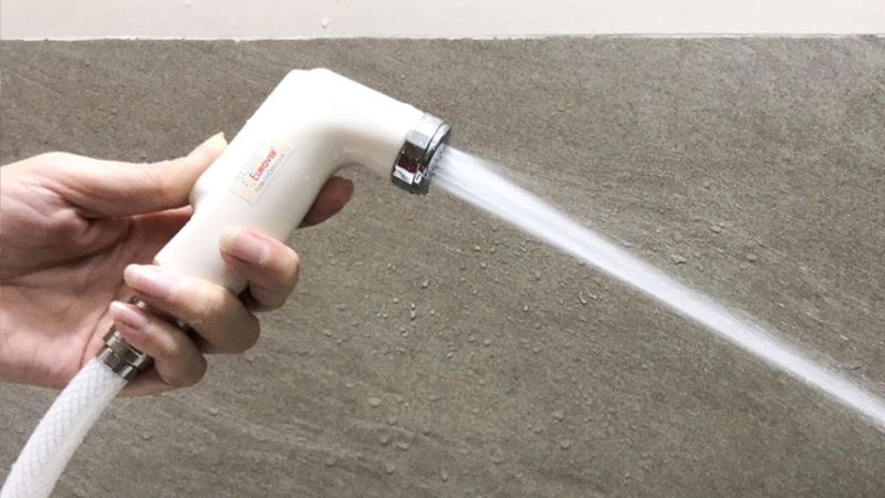 Vòi xịt nhựa