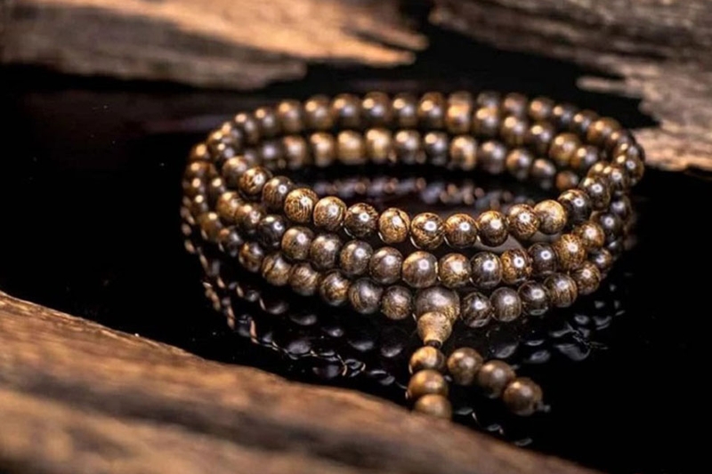 Vòng trầm hương có tác dụng gì 6