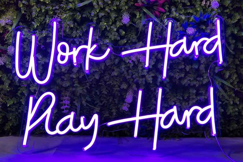 work-hard-play-hard-la-gi-6.jpg