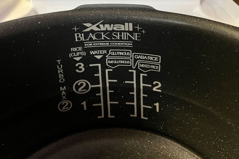 Lớp phủ men X-wall Black Shine là gì? Có những tác dụng nào?