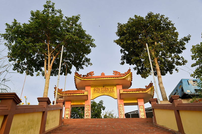 chùa Sơn Tiên