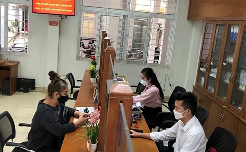 Căn cứ dữ liệu về hôn nhân của người đó