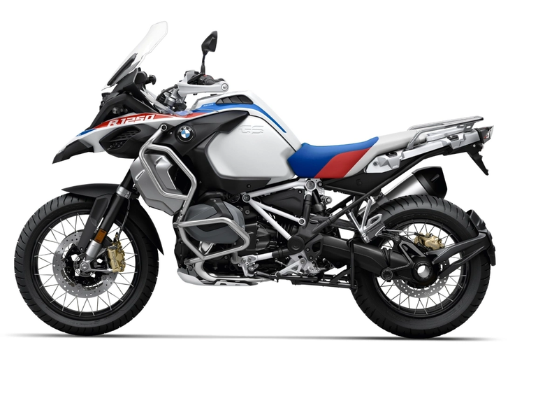 Xe adventure cỡ lớn