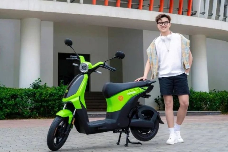 Xe điện sạc bao lâu thì đầy?