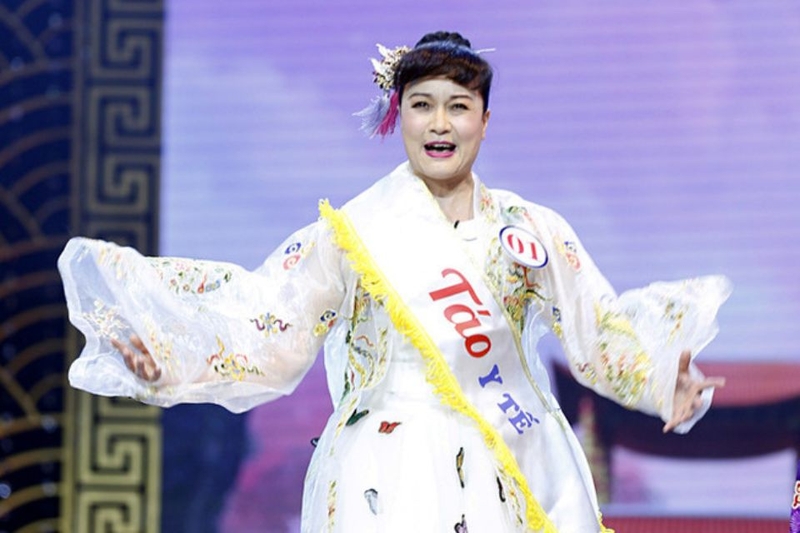 Nghệ sĩ Vân Dung