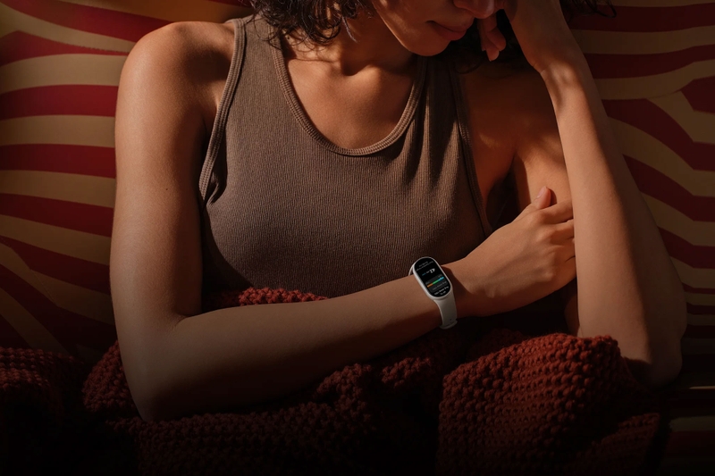 Xiaomi Smart Band 11 hỗ trợ theo dõi giấc ngủ, giúp người dùng xem lại dữ liệu nghỉ ngơi trên Mi Fitness.