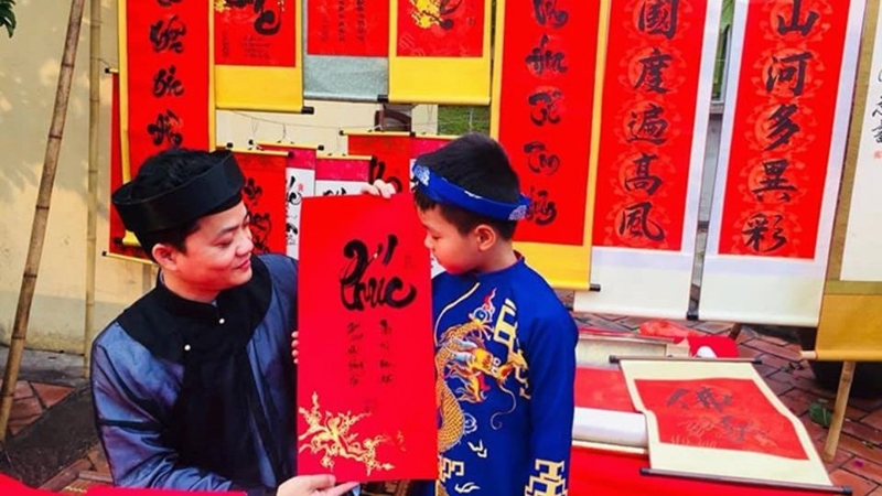 xin chữ đầu năm 1