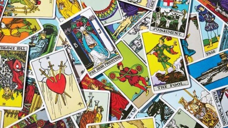 Ý nghĩa 78 lá bài Tarot như những mảnh ghép bí ẩn của vũ trụ