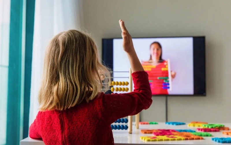 T&aacute;i sử dụng Smart TV - 06