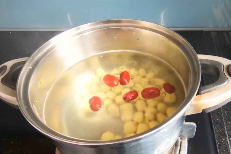 yến chưng táo đỏ hạt sen hình 6