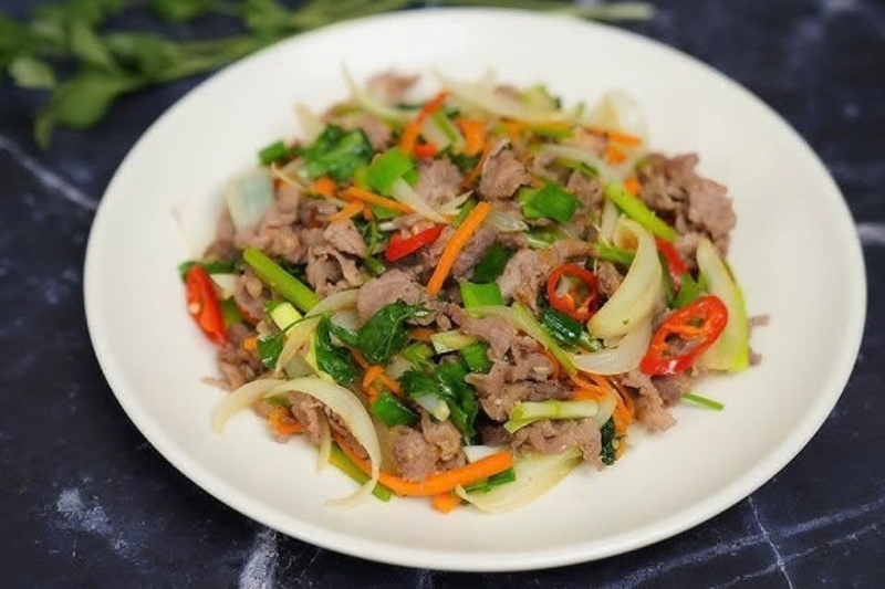 món ngon thịt bò xào cà rốt