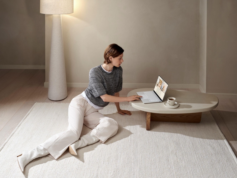 zenbook-a16-ra-mat-cung-loat-zenbook-moi-205231-4.jpg