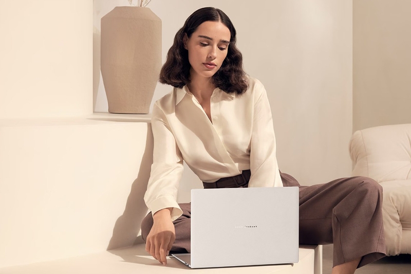 Asus Zenbook S16 UM5606GA-SS441W 6