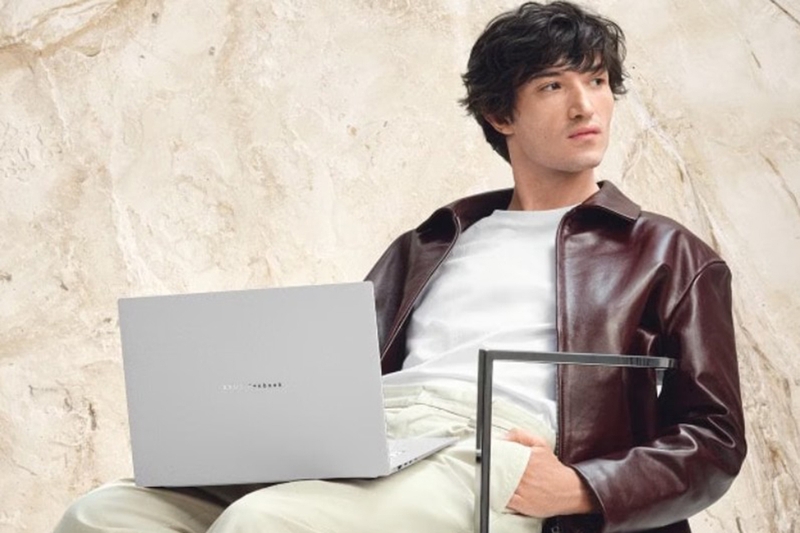 Asus Zenbook S16 UM5606GA-SS441W 5